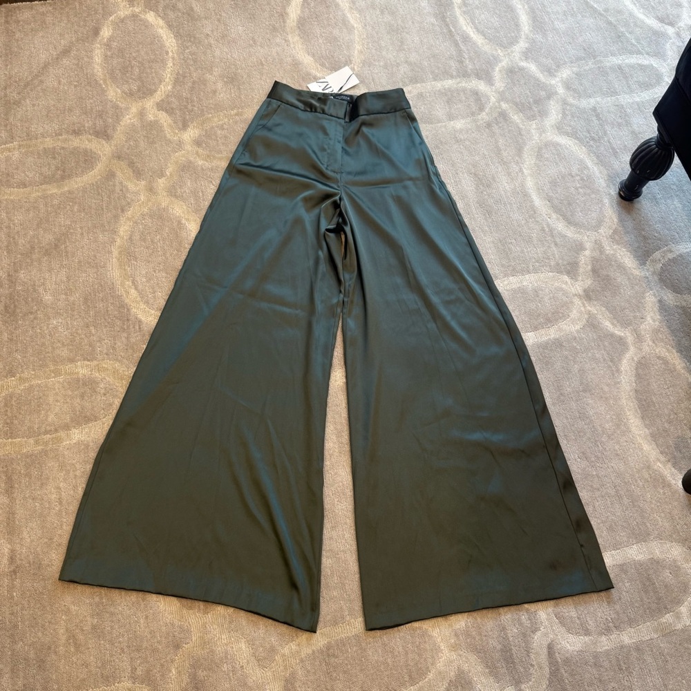 NWT Zara Green Satin Wide Leg Pants